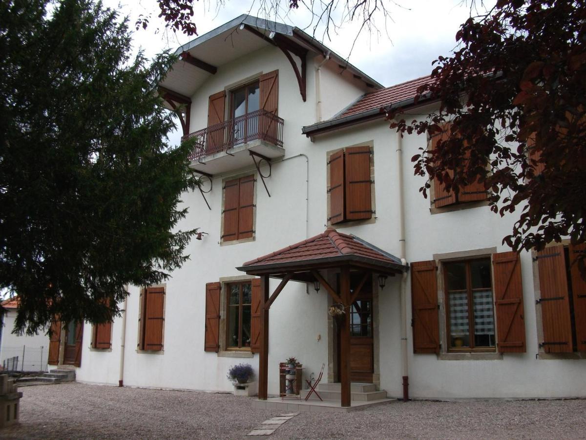 Villa Sainte Barbe Mirecourt Exterior foto